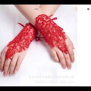 New beautiful red lace fingerless gloves formal